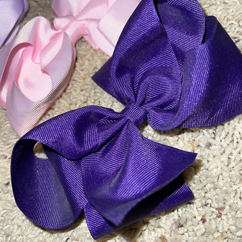 Bows - Picture 2 of 2